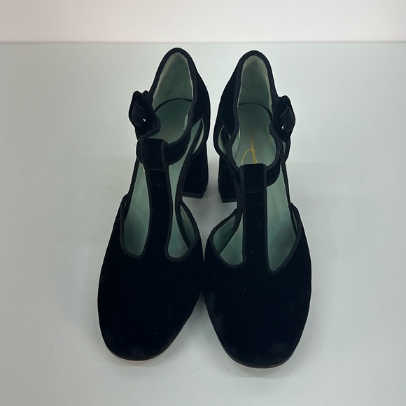 Paola d’Arcano Flapper Roaring 20’s Style Mary Jane Tee Strap Velvet Heels 38.5 - Picture 2 of 10